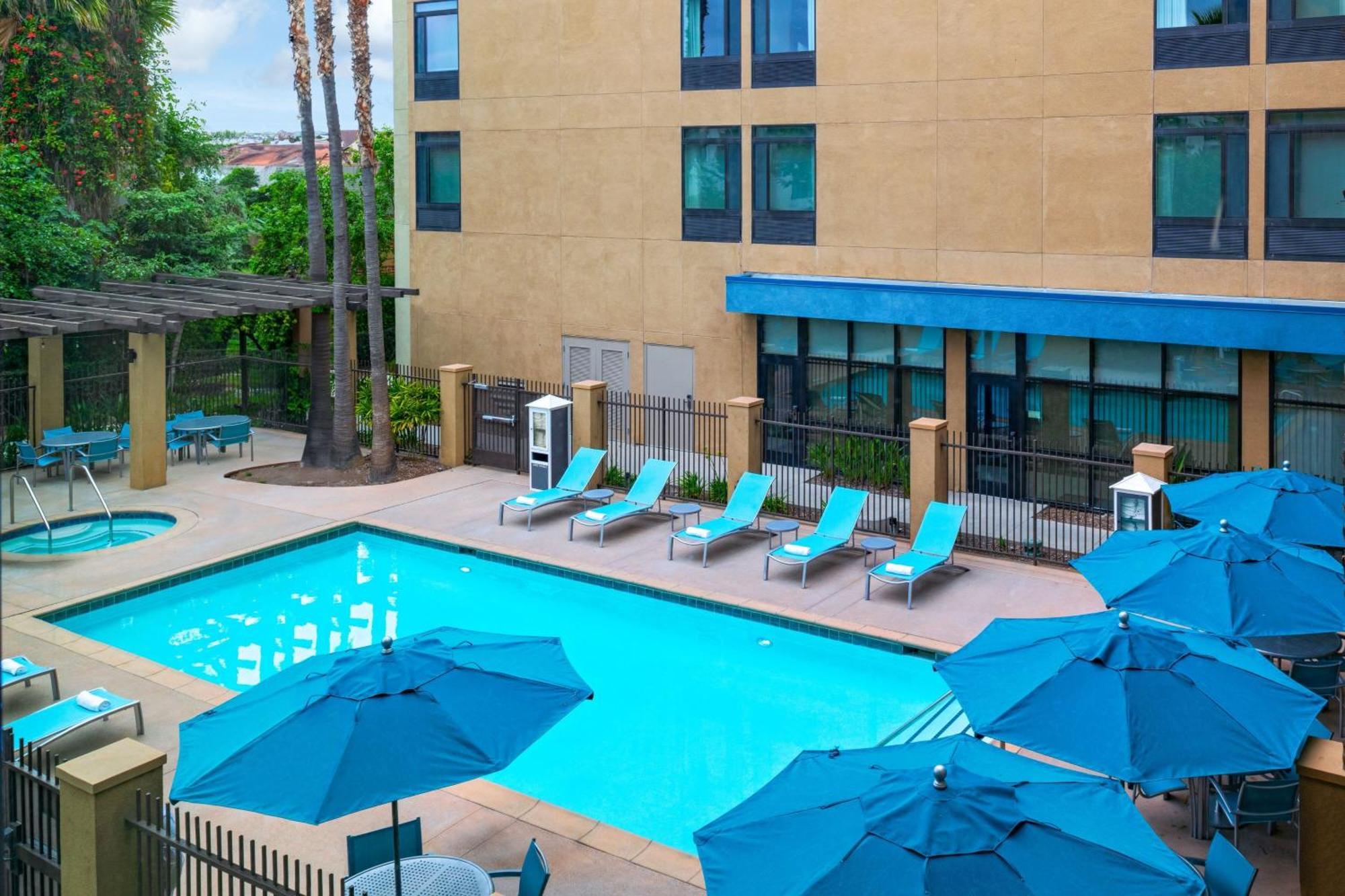 Springhill Suites By Marriott Anaheim Maingate Exterior foto